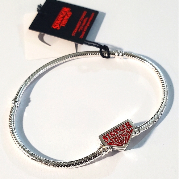 Authentic NEW Pandora Netflix Stranger Things Clasp Snake Chain Bracelet - Picture 2 of 10
